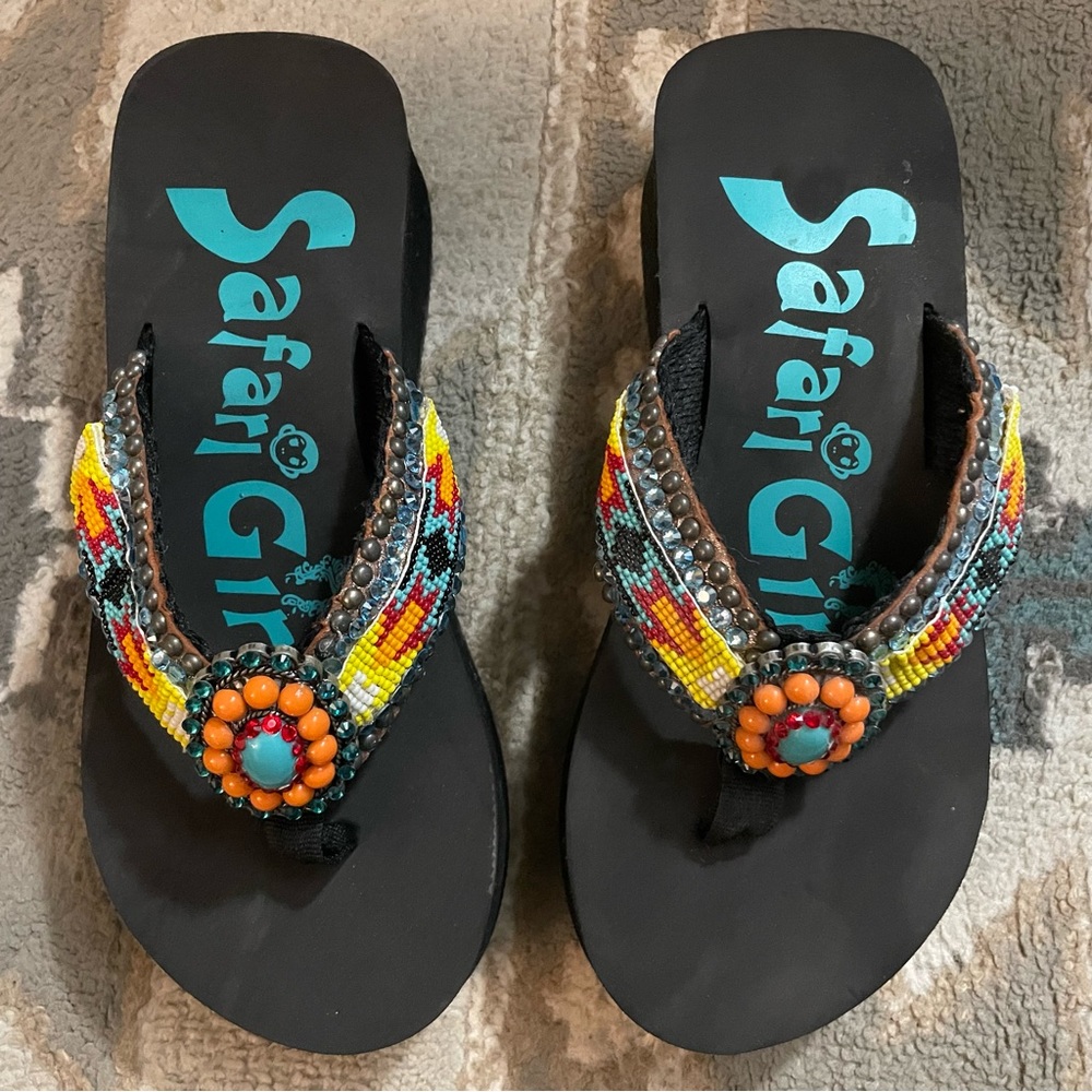 Size 8 western Safari Girl sandals
